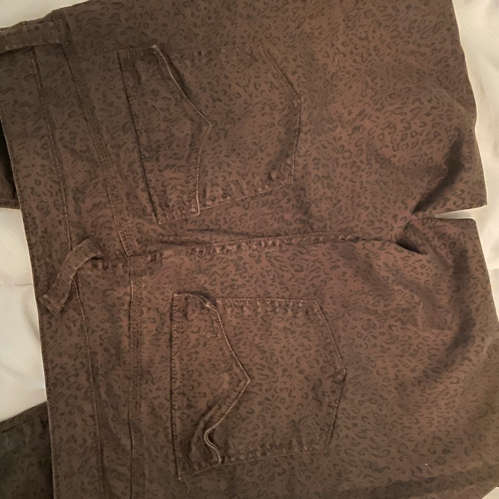 Joie Leopard Print Skinny Pants - Picture 2 of 3